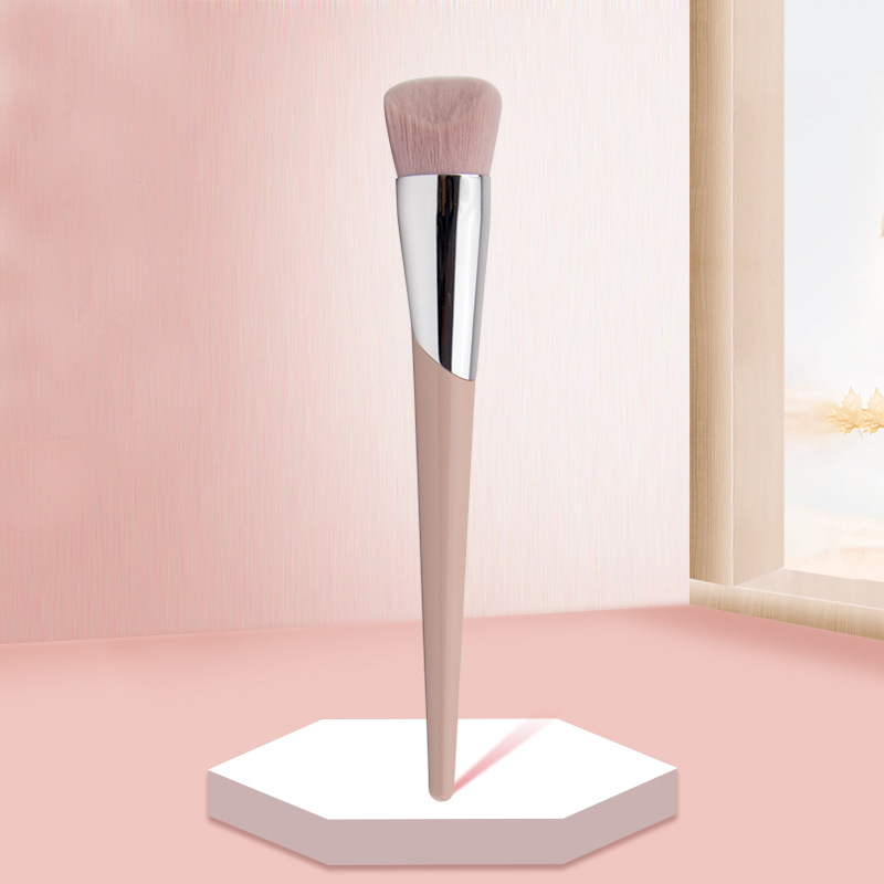 Cọ Tán Kem Nền - Khối Fenty F105